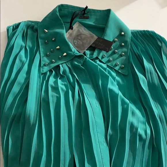 Aqua top - Picture 1 of 5